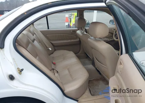 1995 Nissan Maxima Gle/Gxe/Se from USA, damaged, VIN JN1CA21D9ST631518